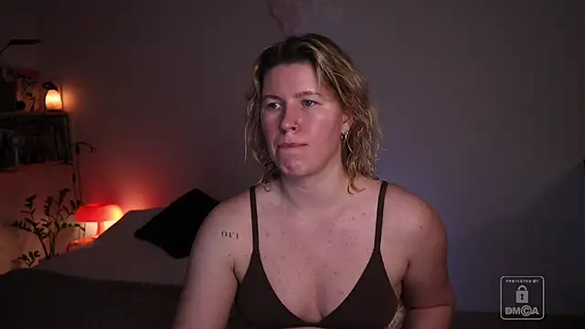 moonamii online show from 02/26/26, 03:56