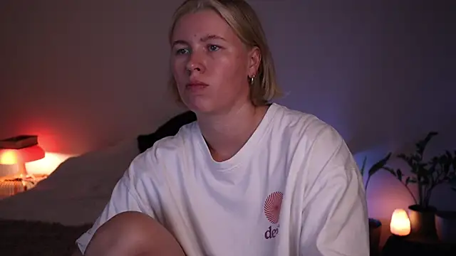 moonamii online show from 06/02/26, 08:31