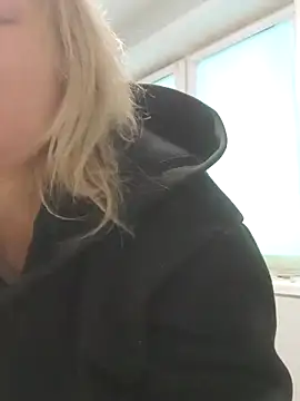 Linda Gregory online show from 02/21/25, 05:35