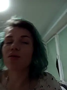 Linda Gregory online show from 12/14/25, 02:07