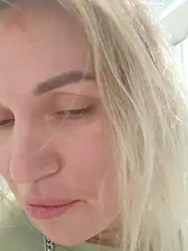 Linda Gregory online show from 02/20/25, 03:12