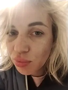 Linda Gregory online show from 09/25/25, 12:49