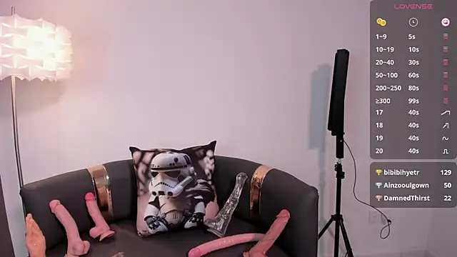 Snapshot of miss_canndy chatting on 01/08/25, 06:09 miss canndy online show from 01/08/25, 06:09