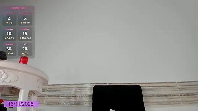 Kimberly House online show from 11/16/25, 09:19