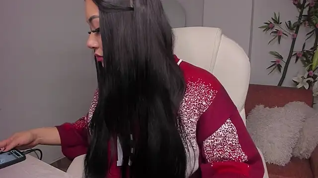 Snapshot of Lulu_Sakura_ chatting on 10/11/25, 08:48 Lulu Sakura online show from 10/11/25, 08:48