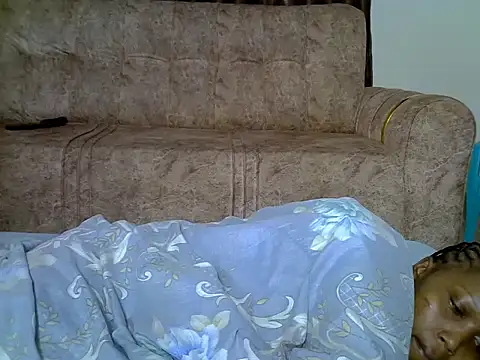 AurelAda online show from 12/04/25, 11:48