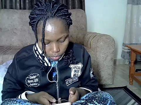 AurelAda online show from 11/18/25, 11:15