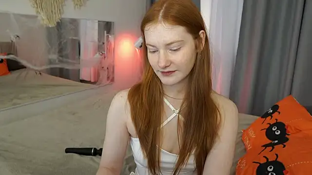 FiaMoor online show from 10/24/25, 11:53