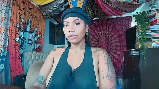 Snapshot of ElizaGrey_ chatting on 07/15/26, 02:02 ElizaGrey online show from 07/15/26, 02:02