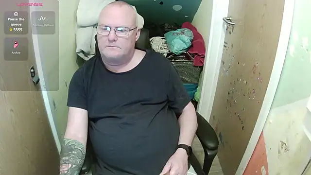 FriendlyDave online show from 03/04/25, 01:17