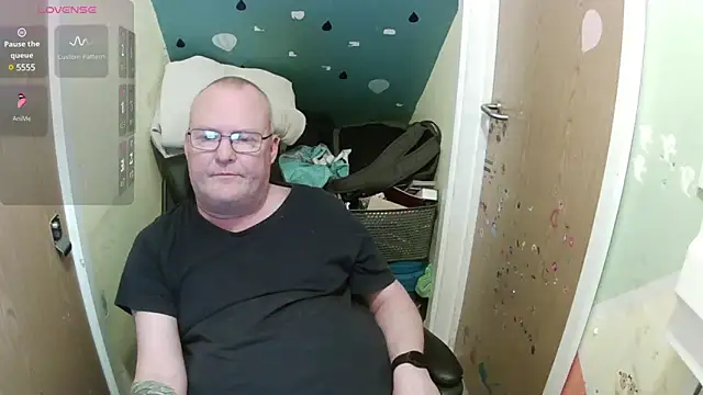 FriendlyDave online show from 03/18/25, 03:12