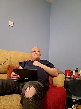 FriendlyDave online show from 03/17/25, 09:24