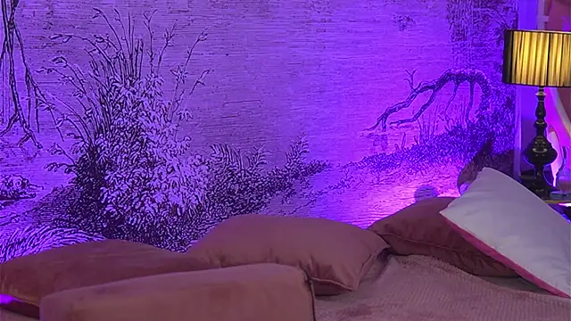 YamiraKim online show from 11/08/25, 06:55