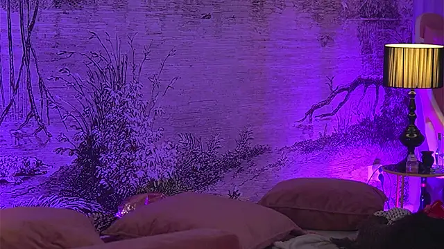 YamiraKim online show from 04/23/26, 06:09