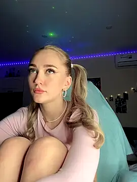 Good  Girl  online show from 10/27/25, 07:26