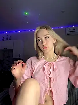 Good  Girl  online show from 10/23/25, 05:44