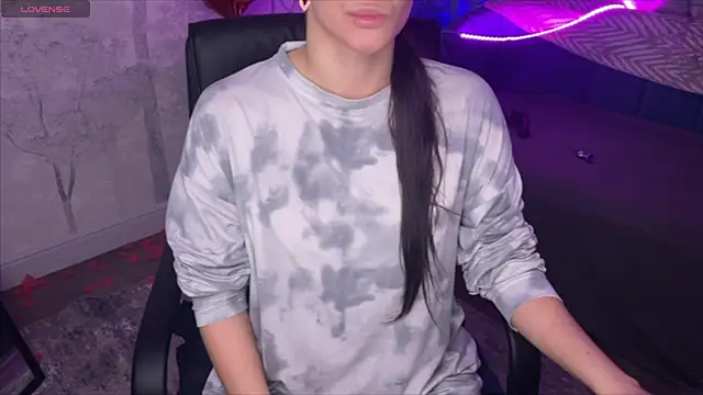 amanda strong online show from 03/24/26, 01:16