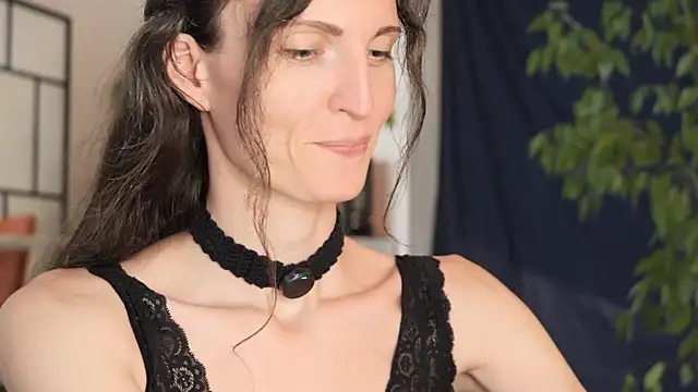 yulladao online show from 10/14/25, 05:02