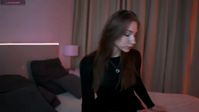 MiaKeler online show from 02/26/25, 09:53