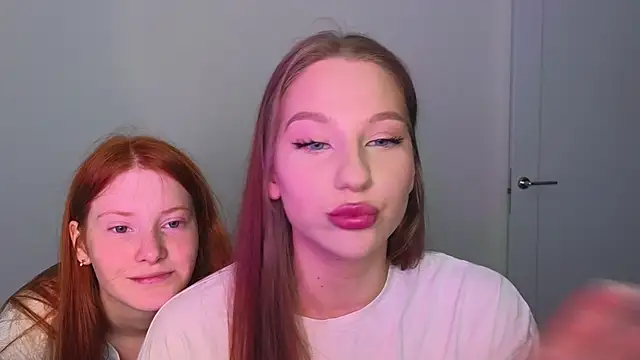 MiaKeler online show from 02/07/25, 08:42