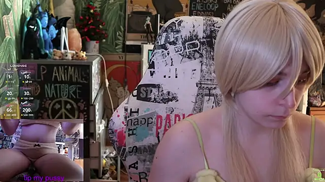 ShiroiFubuki online show from 03/16/25, 09:38