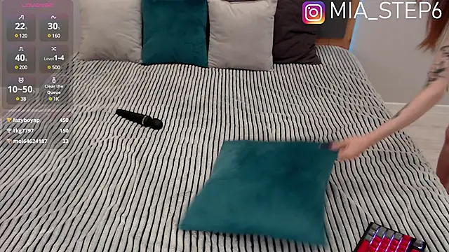 mia stephan online show from 01/24/25, 04:59