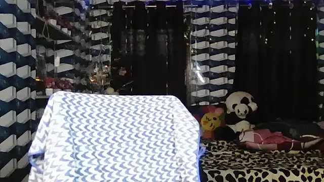 Hotty Navyaa online show from 10/13/25, 01:07