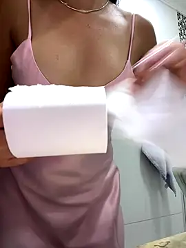 lupyta20 online show from 12/13/25, 10:16