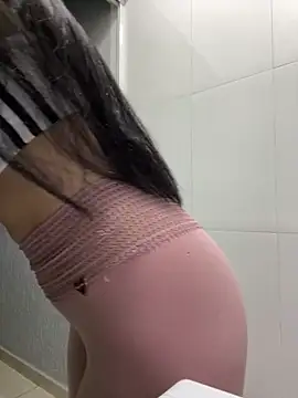 lupyta20 online show from 10/19/25, 02:36