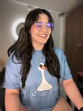 Lia flowers online show from 10/23/25, 02:10