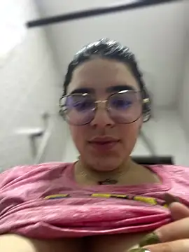Snapshot of Lia_flowers chatting on 03/14/25, 08:10 Lia flowers online show from 03/14/25, 08:10