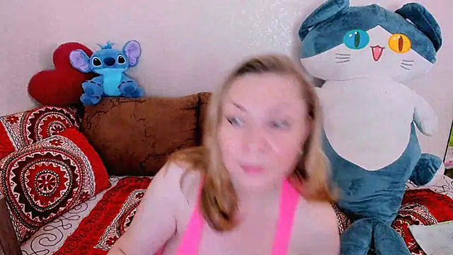 Snapshot of KerryBlareX chatting on 09/18/25, 01:47 KerryBlareX online show from 09/18/25, 01:47