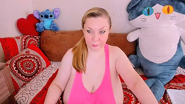 Snapshot of KerryBlareX chatting on 02/08/26, 12:25 KerryBlareX online show from 02/08/26, 12:25