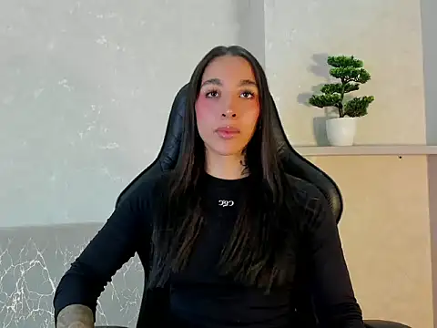 Snapshot of KAYLA_BATISTA chatting on 08/02/26, 12:09 KAYLA BATISTA online show from 08/02/26, 12:09