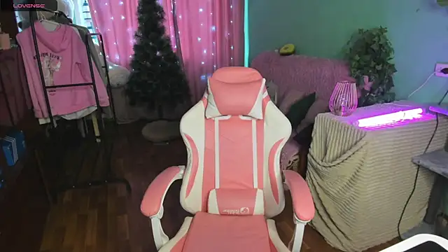 Queen baby online show from 11/28/25, 08:47