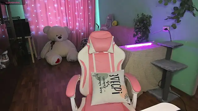 Queen baby online show from 11/06/25, 07:56