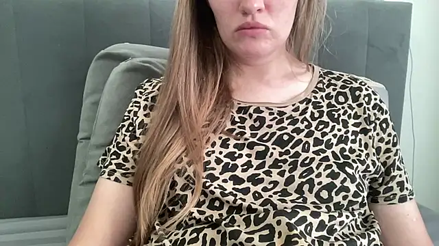 vanessa4you online show from 10/22/25, 04:56