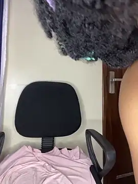 sweetestval online show from 11/01/25, 04:30