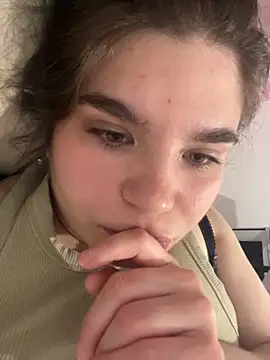 Mia Brackenridge26 online show from 05/23/26, 07:35