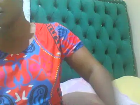 Snapshot of baby_baby233 chatting on 03/20/25, 02:32 baby baby233 online show from 03/20/25, 02:32