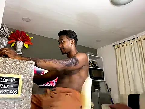 sebastiangrey06 online show from 02/16/26, 06:56