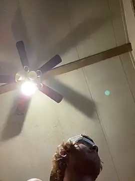 Snapshot of hottestcouplevaa chatting on 12/29/24, 05:42 hottestcouplevaa online show from 12/29/24, 05:42