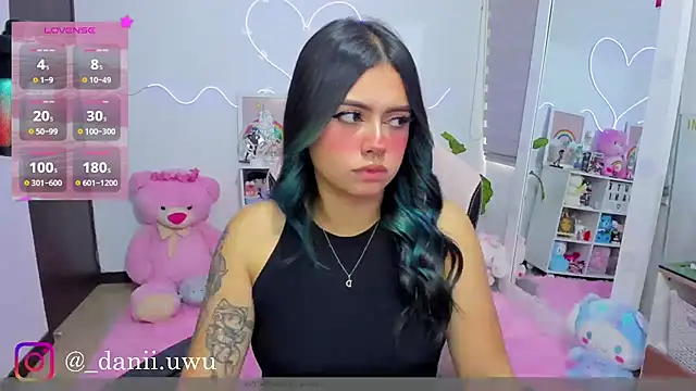 CuteDani  online show from 03/18/26, 02:08