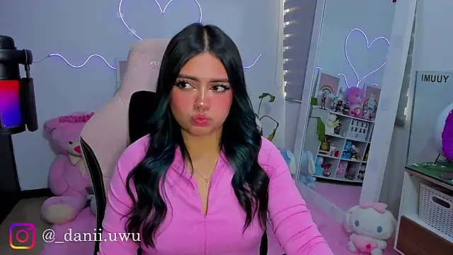 CuteDani  online show from 04/24/26, 02:41