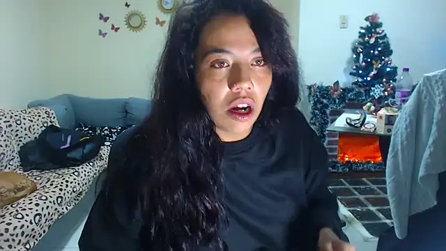 AmaraRoberts420 online show from 12/22/25, 03:39