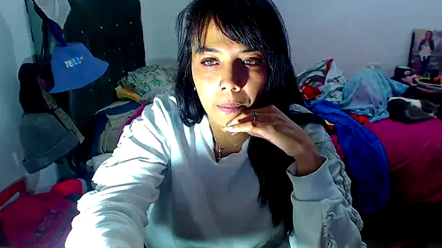 AmaraRoberts420 online show from 09/14/25, 12:22