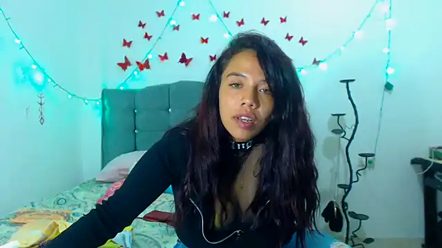 AmaraRoberts420 online show from 02/03/25, 12:25