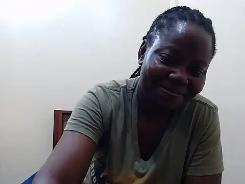 Snapshot of traper_1 chatting on 05/17/26, 05:13 traper 1 online show from 05/17/26, 05:13
