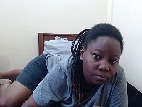 Snapshot of traper_1 chatting on 04/25/26, 04:59 traper 1 online show from 04/25/26, 04:59