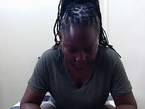 Snapshot of traper_1 chatting on 06/11/26, 05:26 traper 1 online show from 06/11/26, 05:26